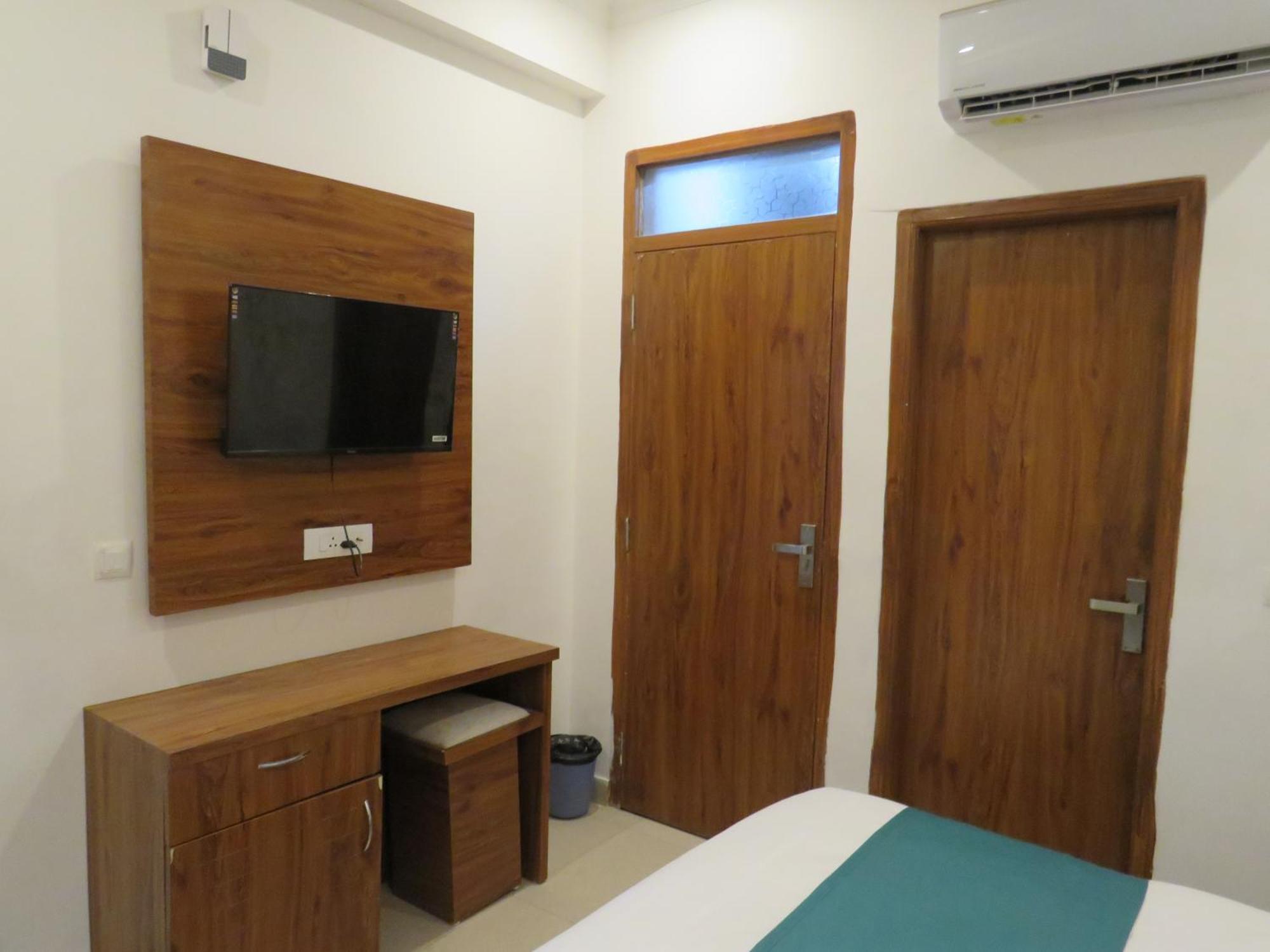 Hotel Namami Tapovan Rishīkesh Exteriör bild